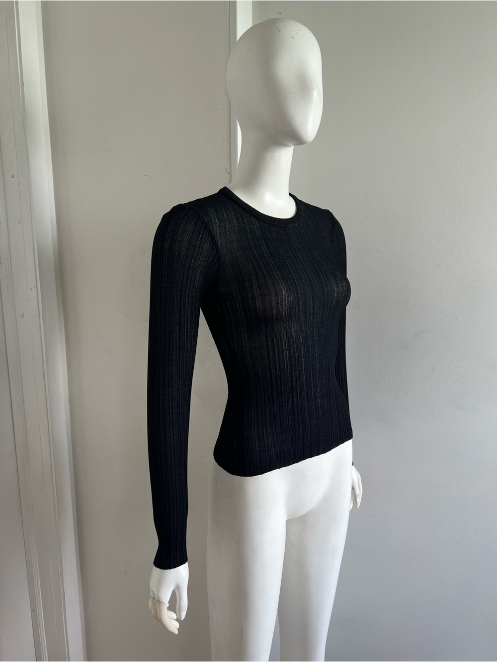 Dissh Black Eva Long Sleeves Knit Top Viscose Nylon Blend Semi Sheer Size S - Picture 4 of 10